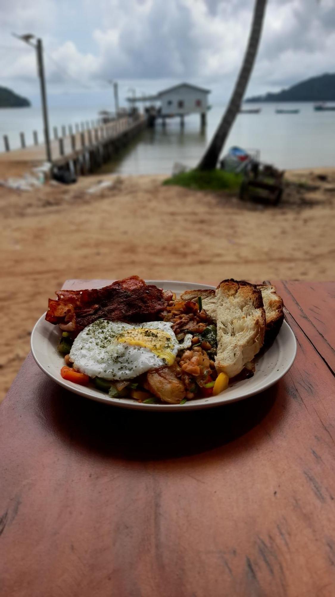 Bong'S Guesthouse M'Pai Bay Rongszanlöm-sziget Kültér fotó